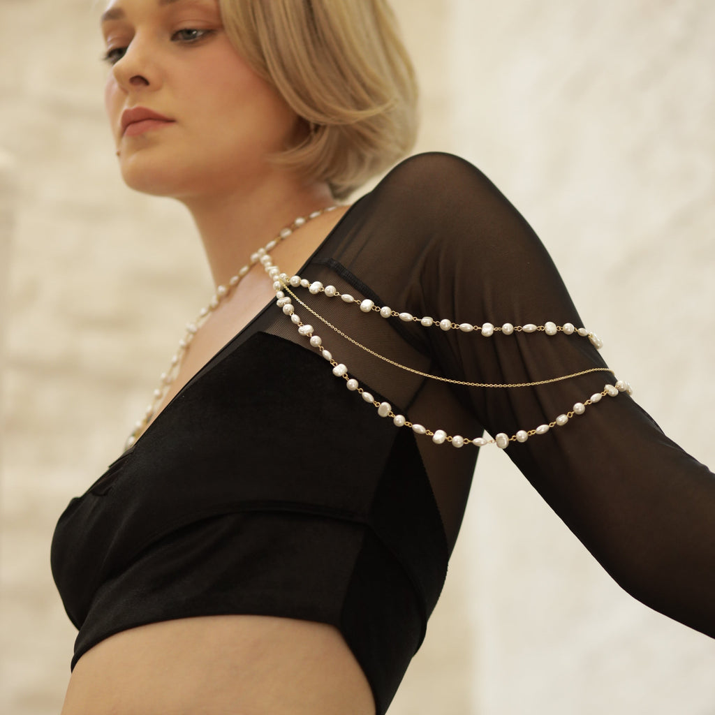 black dress and pearl necklace Saint Pearl Shoulder Necklace